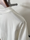 完売必至 2026 フェンディ 新作 半袖Tシャツ 偽物