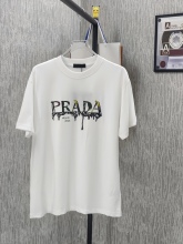 【限定カラー】2026 プラダ 新作 半袖Tシャツ コピー