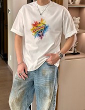 累積売上総額第１位！2026 プラダ 新作 半袖Tシャツ 偽物