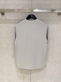 入手困難！2026 プラダ 新作 半袖Tシャツ 偽物