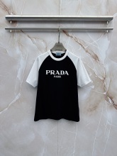 争奪戦 2026 プラダ 新作 半袖Tシャツ 偽物