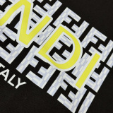 一目惚れ♪ 2026 フェンディ 新作 半袖Tシャツ 偽物