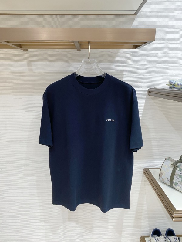 定番人気！2026 プラダ 新作 半袖Tシャツ コピー