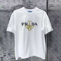 争奪戦 2026 プラダ 新作 半袖Tシャツ スーパーコピー