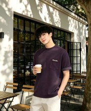 日本未入荷 2026 プラダ 新作 半袖Tシャツ コピー