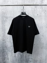 使い勝手良し 2026 プラダ 新作 半袖Tシャツ スーパーコピー