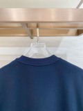 肌触り最高な 2026 プラダ 新作 半袖Tシャツ 偽物
