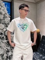 希少♪限定 2026 プラダ 新作 半袖Tシャツ 偽物