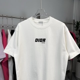 世界中で大人気♪ 2026 ディオール 新作 半袖Tシャツ 偽物
