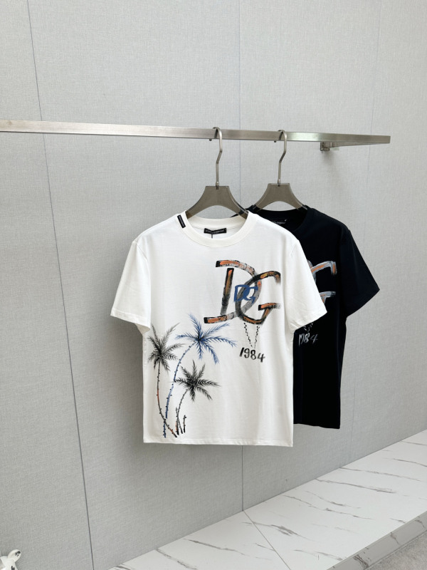 ★日本!!人気！ 2026 ドルチェ&ガッバーナ 新作 半袖Tシャツ 偽物