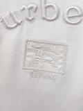 目を惹くカラー 2026 バーバリー 新作 半袖Tシャツ 偽物