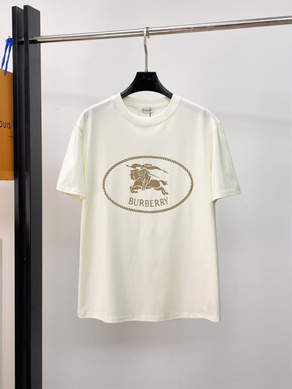 《人気★》2026 バーバリー 新作 半袖Tシャツ コピー