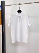即発送！2026 バーバリー 新作 半袖Tシャツ 偽物