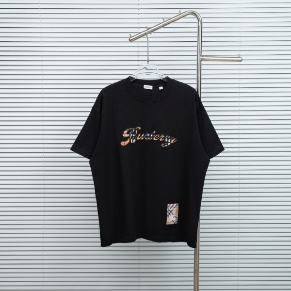 超希少！2026 バーバリー 新作 半袖Tシャツ 偽物