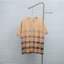 注目度抜群！2026 バーバリー 新作 半袖Tシャツ スーパーコピー