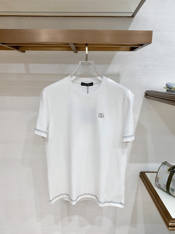 世界中で大人気♪ 2026 ドルチェ&ガッバーナ 新作 半袖Tシャツ スーパーコピー