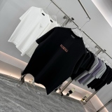 目を惹くカラー  2026 バレンシアガ 新作 半袖Tシャツ コピー