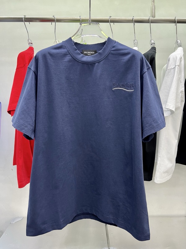 【即発】★ 2026 バレンシアガ 新作 半袖Tシャツ 偽物
