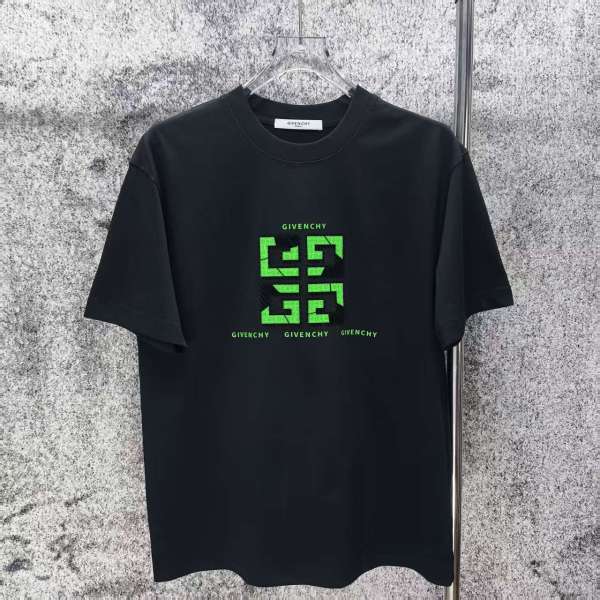 売上総額１位！ 2026 ジバンシー 新作 半袖Tシャツ スーパーコピー
