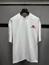 注目アイテム♡ 2026 バレンシアガ 新作 半袖Tシャツ 偽物