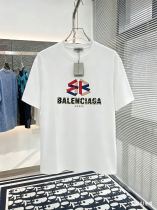 絶対欲しい！ 2026 バレンシアガ 新作 半袖Tシャツ コピー