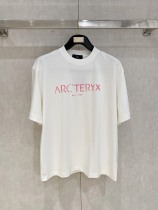 累積売上総額第１位！2026 アークテリクス 新作 半袖Tシャツ 偽物
