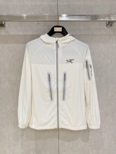 使い勝手良 2026 アークテリクス 新作 日焼け止め服 コピー