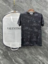 累積売上総額第１位！2026 ヴァレンティノ 新作 半袖Tシャツ コピー 2色
