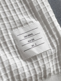 世界中で大人気♪ 2026 トム·ブラウン 新作 半袖Tシャツ 偽物