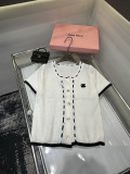 使い勝手良 2026 シャネル 新作 半袖Tシャツ スーパーコピー