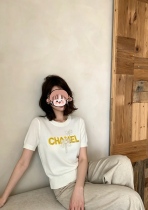 一目惚れ♪ 2026 シャネル 新作 半袖Tシャツ コピー