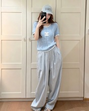 完売前に！2026 シャネル 新作 半袖Tシャツ 偽物 2色