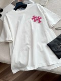 注目度抜群！ 2026 クロムハーツ 新作 半袖Tシャツ 偽物