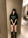 即発送！ 2026 プラダ 新作 半袖Tシャツ コピー