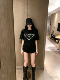 即発送！ 2026 プラダ 新作 半袖Tシャツ コピー