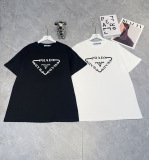 定番人気！ 2026 プラダ 新作 半袖Tシャツ 偽物