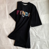 人気急上昇 2026 フェンディ 新作 半袖Tシャツ 偽物