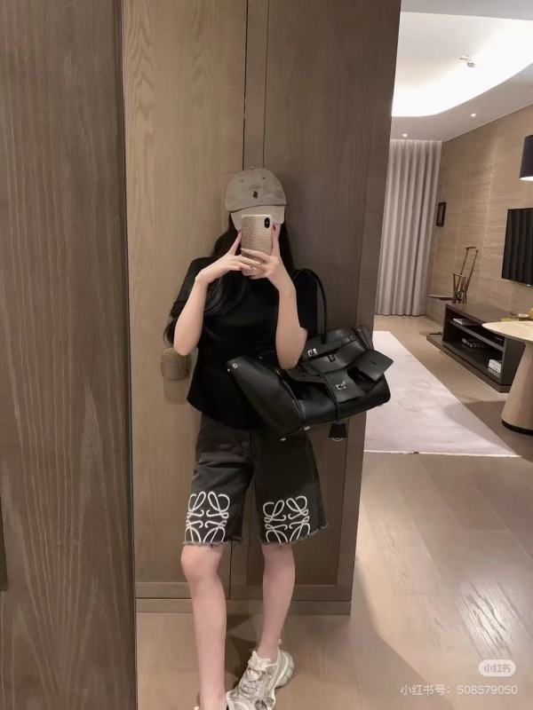 完売必至 ★ 2026 ロエベ 新作 ショートパンツ 偽物