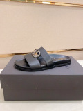 超希少！2026 ヴァレンティノ 新作 サンダル-スリッパ 偽物