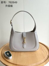 注目度抜群！グッチ レディース ハンドバック 偽物 782849