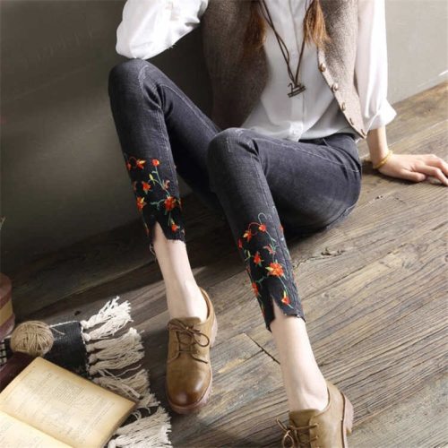 Plus Size Female Pencil Denim Pants Mom skinny Casual high waist trouser Fashion Slim Stretch Flower Embroidered Jeans For Women