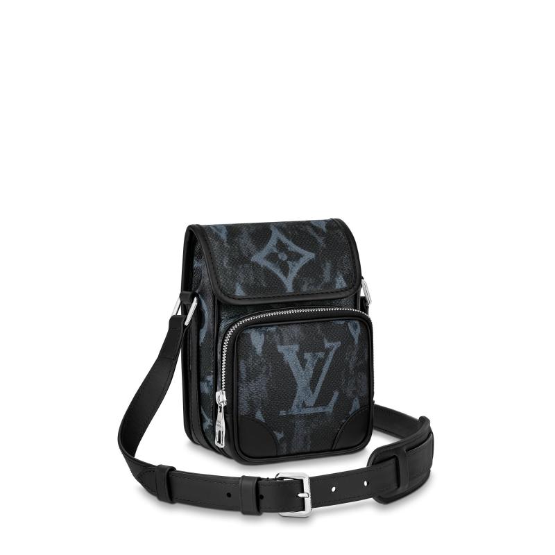 Louis Vuitton men's messenger bag and shoulder bag LV M45650