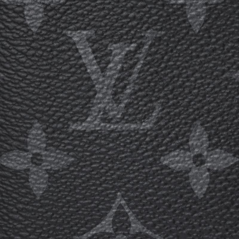 Louis Vuitton men's messenger bag and shoulder bag LV M40511