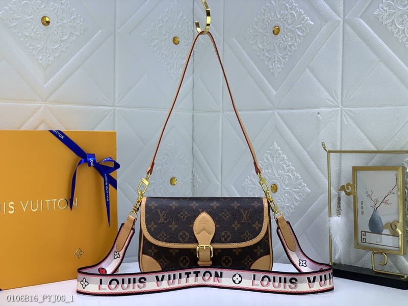 Louis Vuitton NEW M45985 DIANE BAG