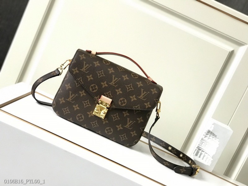 Louis Vuitton M40780 PochetteMetis Bag