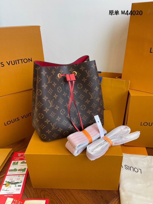 Louis Vuitton Champagne Bucket Classic Fashion Bucket Bag