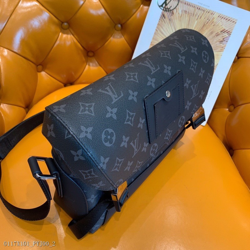 Louis Vuitton men black flower messenger bag