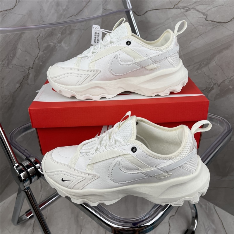 Company level Nike TC 7900 Nike spring 21 new sail white women's sports and leisure dad shoes dd9682-100 size: 35.5-44 half