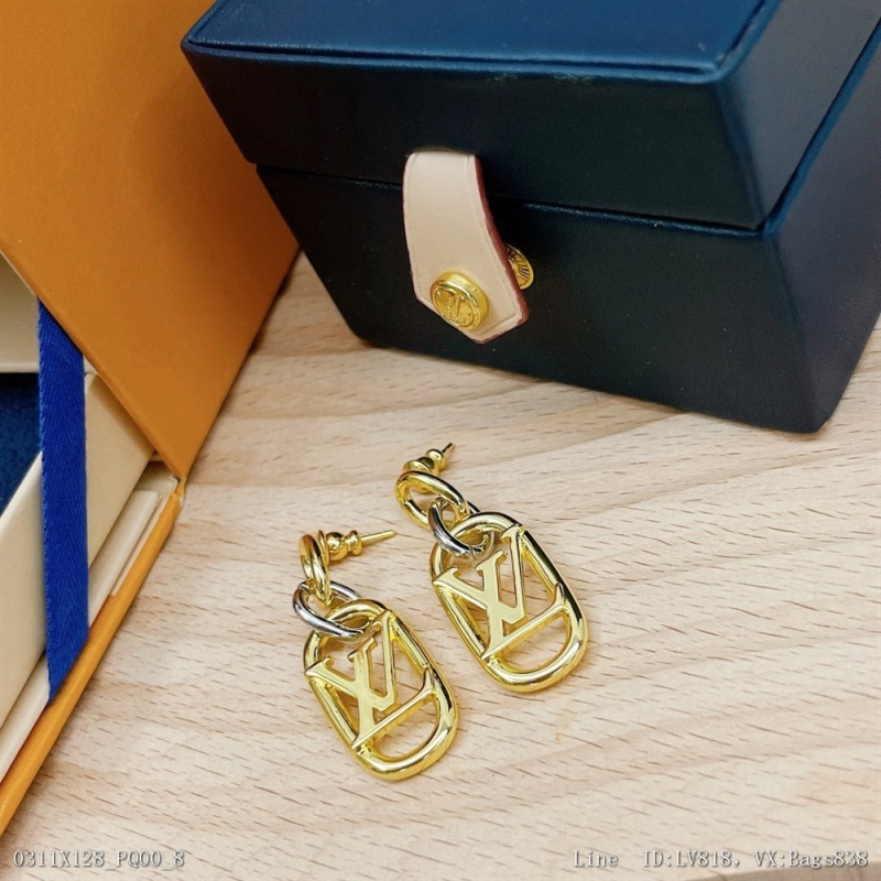 00011_ X128PQ00_ B597lv22 new gold and silver two-color letter Earrings Louis Vuitton Louis Vuitton high end set