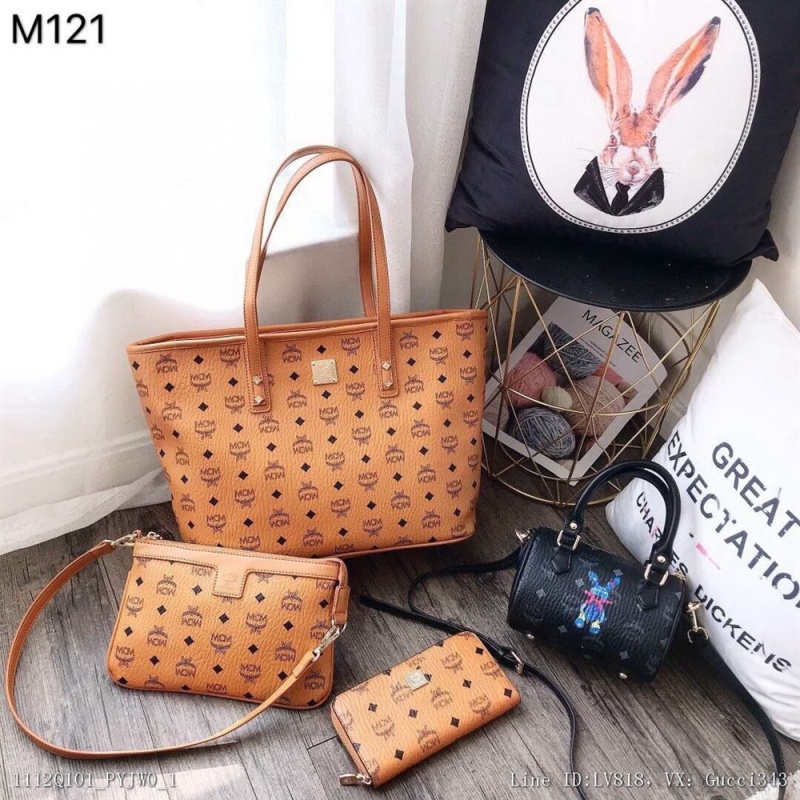00286_ Q101PYJW0_ Combine new MCM bag middle bag MCM Mini pillow bag MCM wallet r size shopping bag 372917